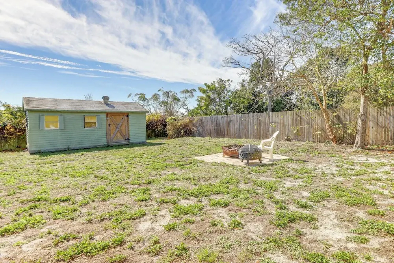 Sarasota Home w/ Heated Pool: 3 Mi to Airport!