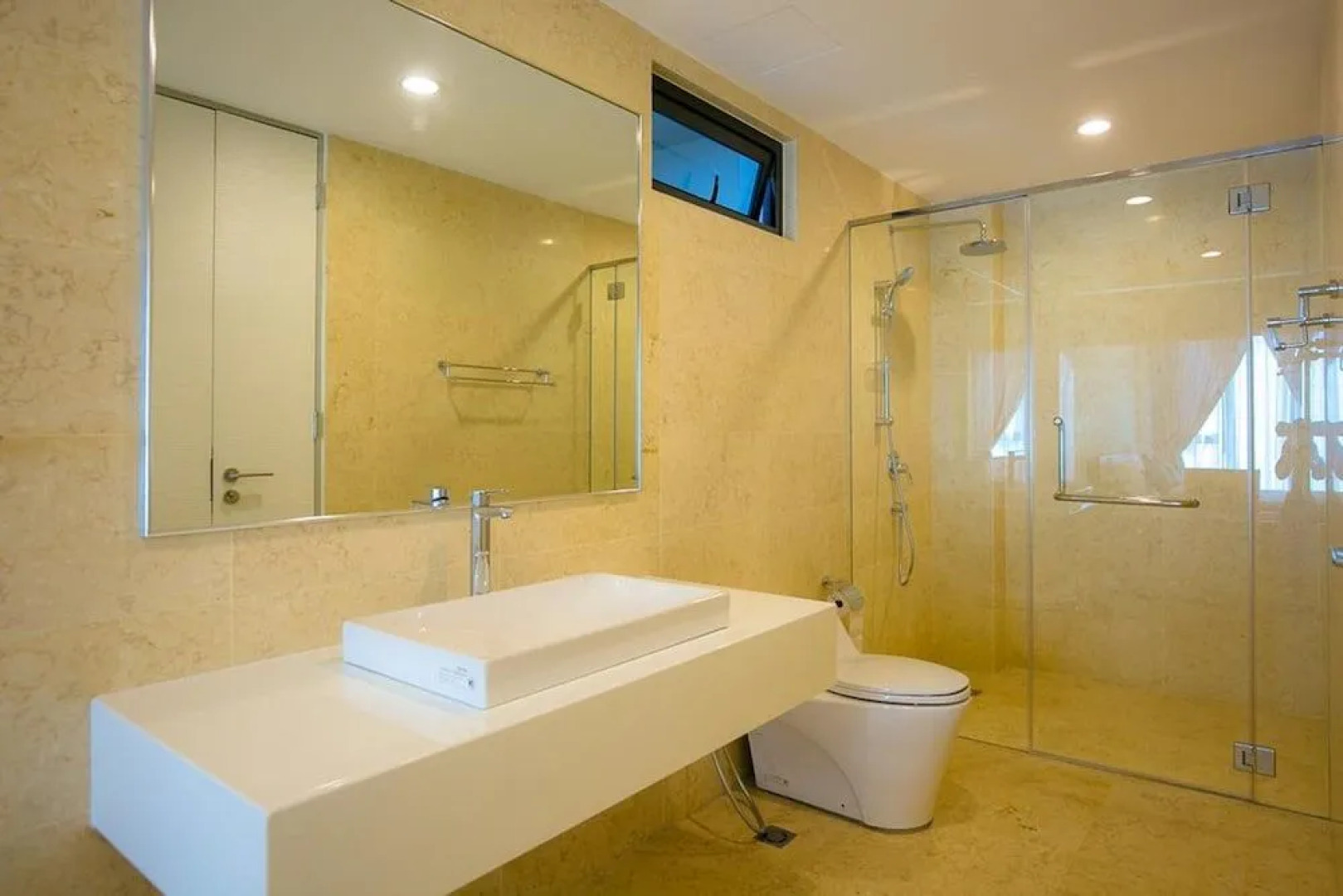 Jazz Service Suites by Sanguine