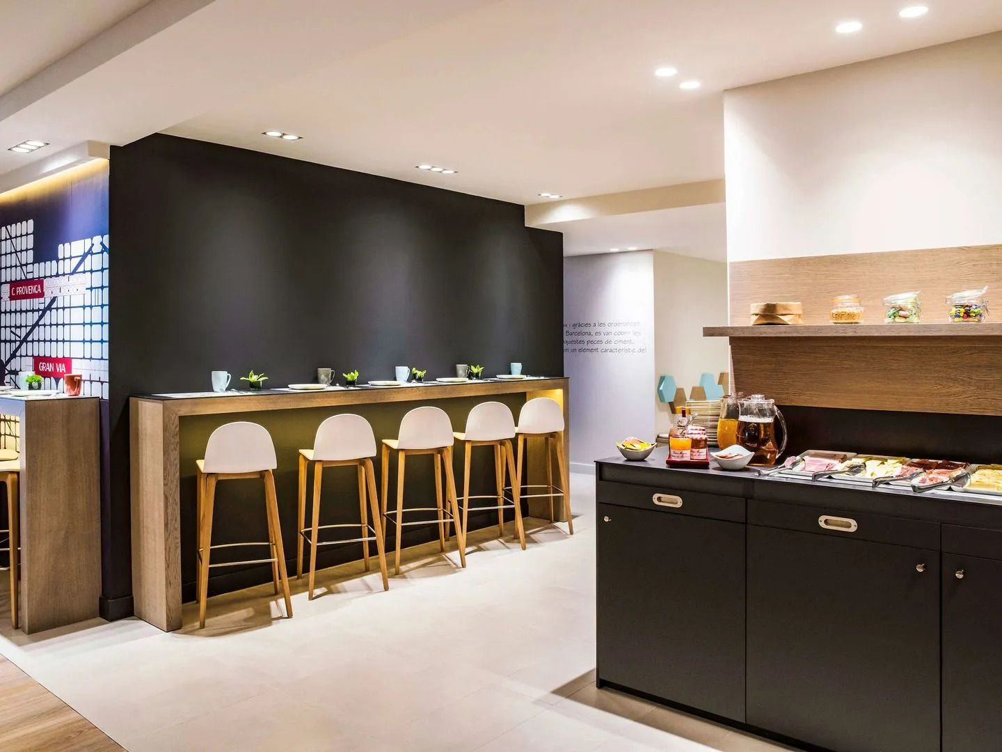 Отель Ibis Styles Barcelona Centre