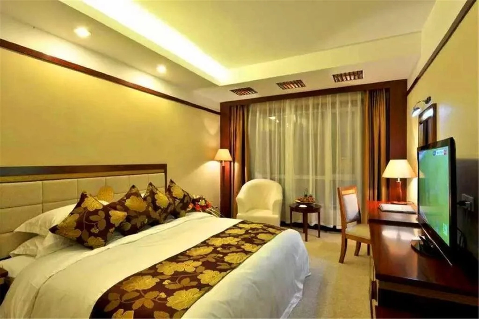 Tai'an Lijing Cherry Orchard Hotel