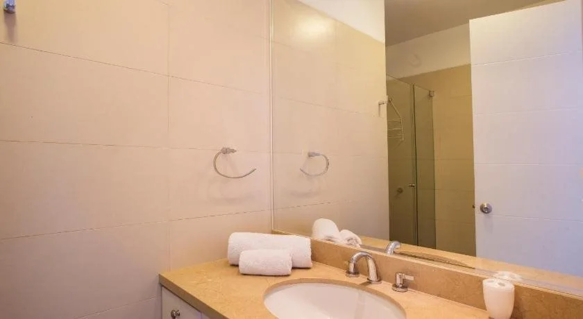 Apartamentos Lima 501