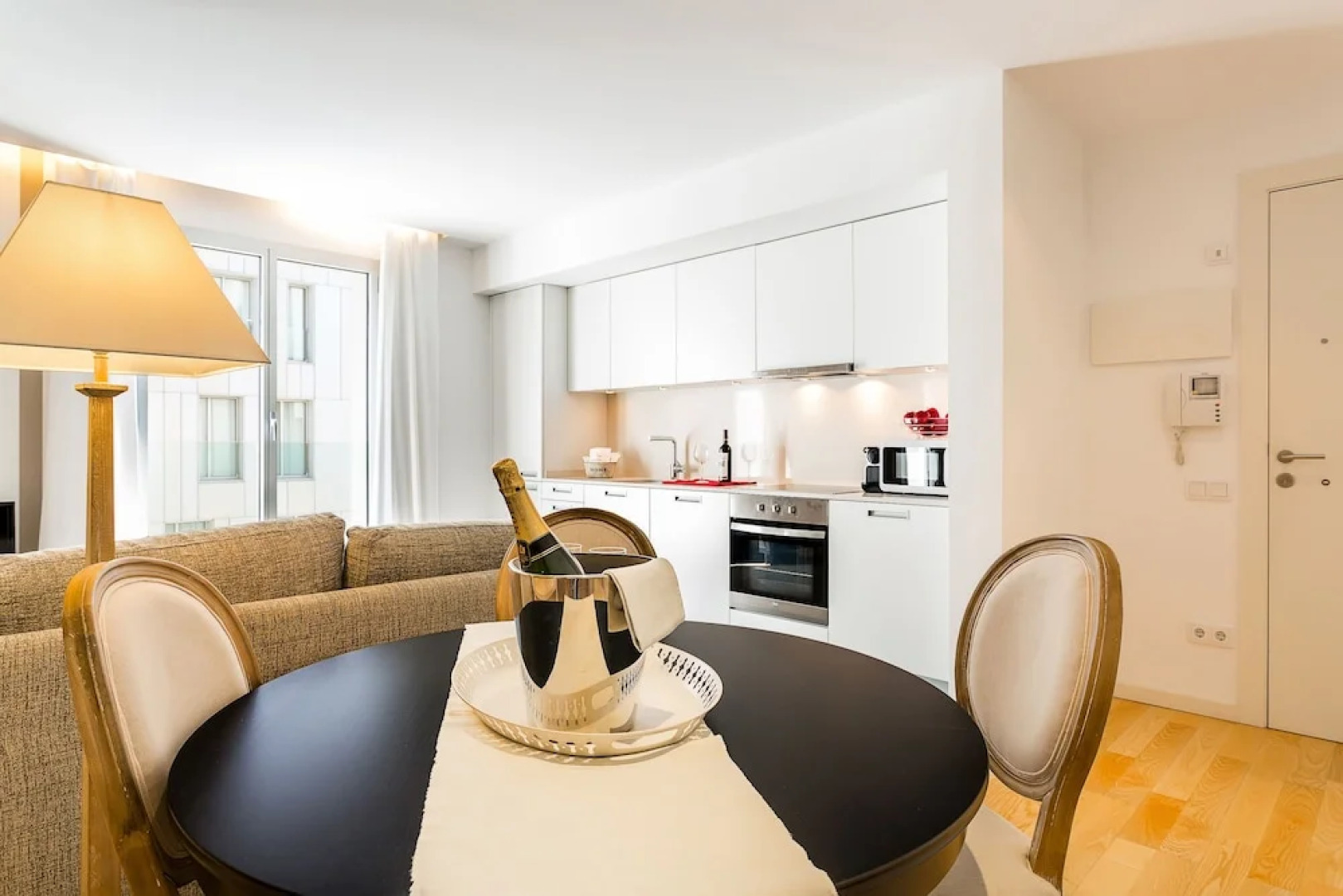 Urban District Apartments Rambla Suite & Pool