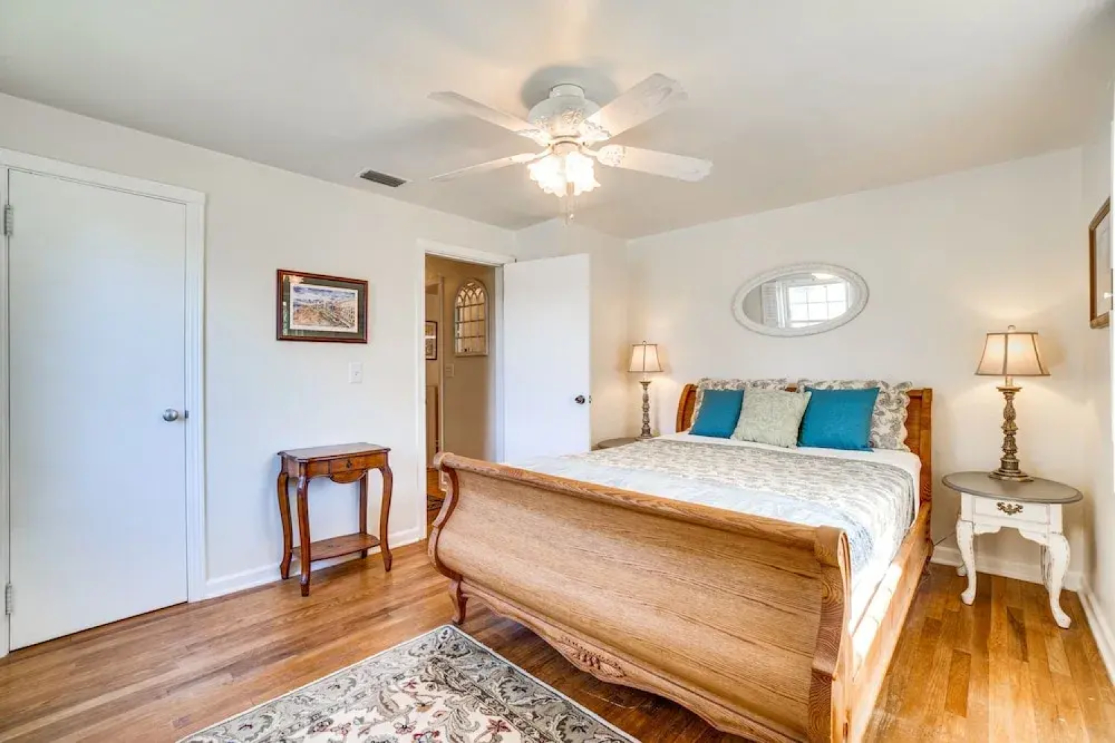 Vintage Mount Dora Cottage w/ Screened Porch!