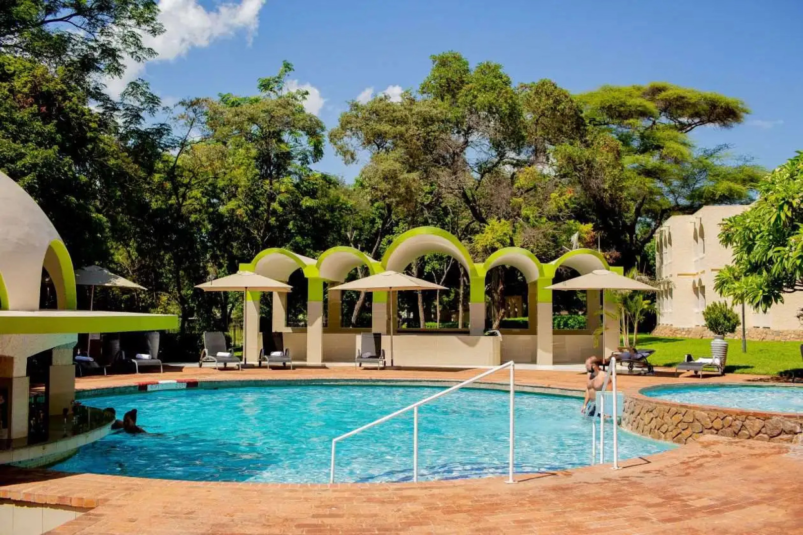 Victoria Falls Rainbow Hotel