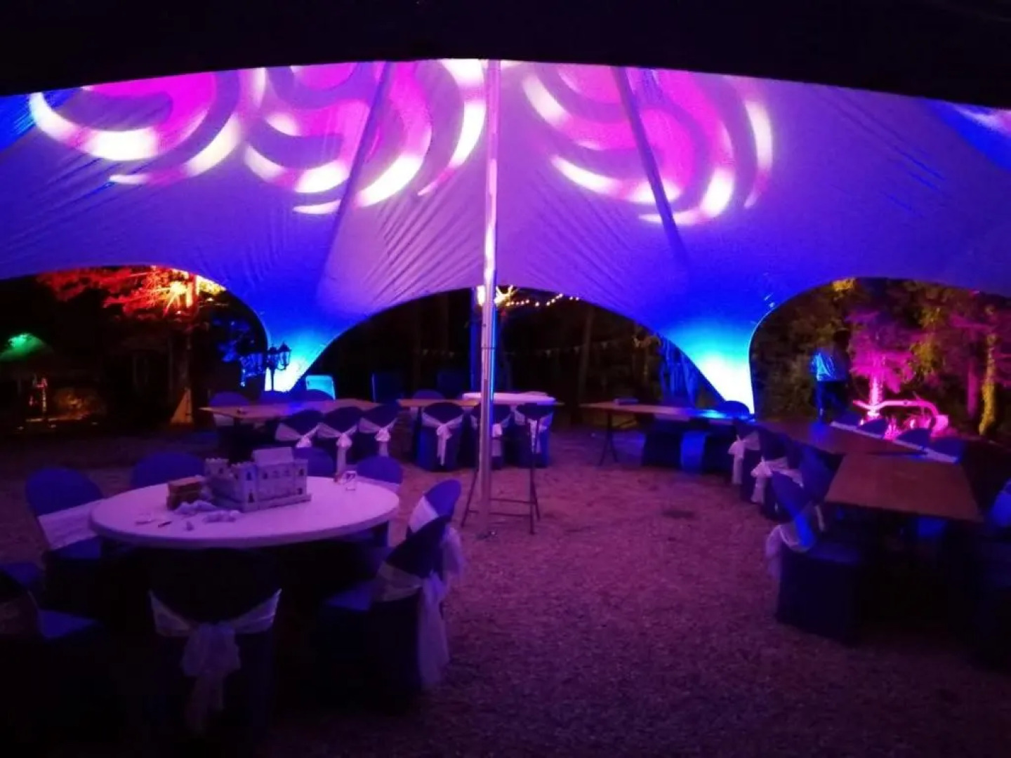 Suite Cardinale 40m2 chambre d' hôte du Mas Fabrègue