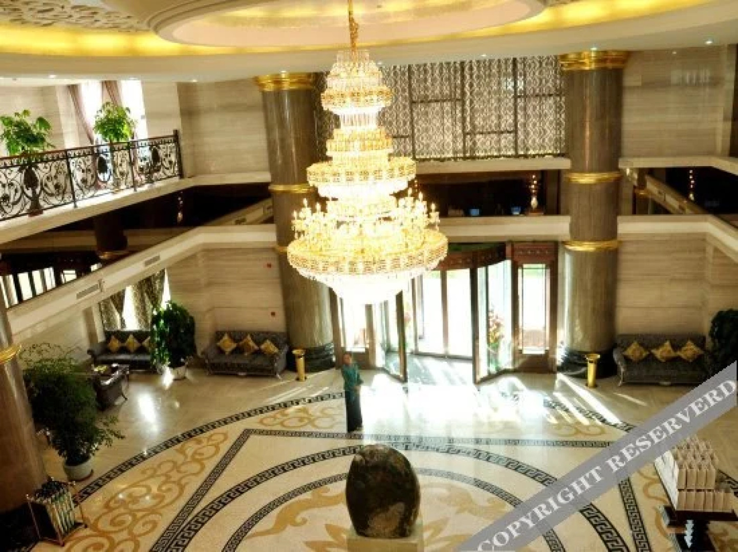 Yijiangnan Hotel