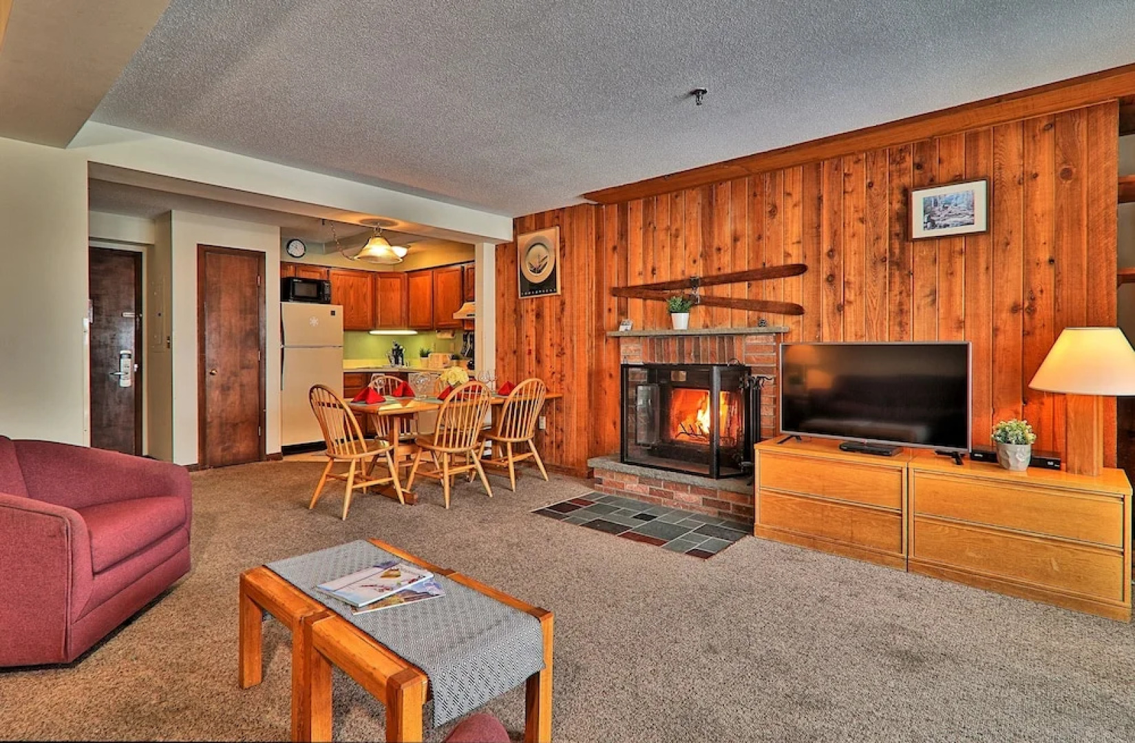 "roomy" Mountain Green 3BR Condo w/ Amenities 3b14