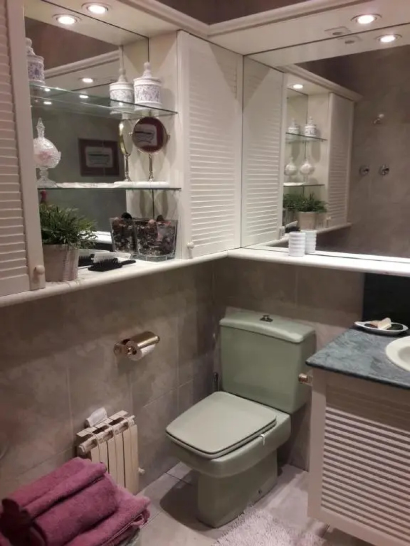Habitación con baño privado en el centro de Bilbao
