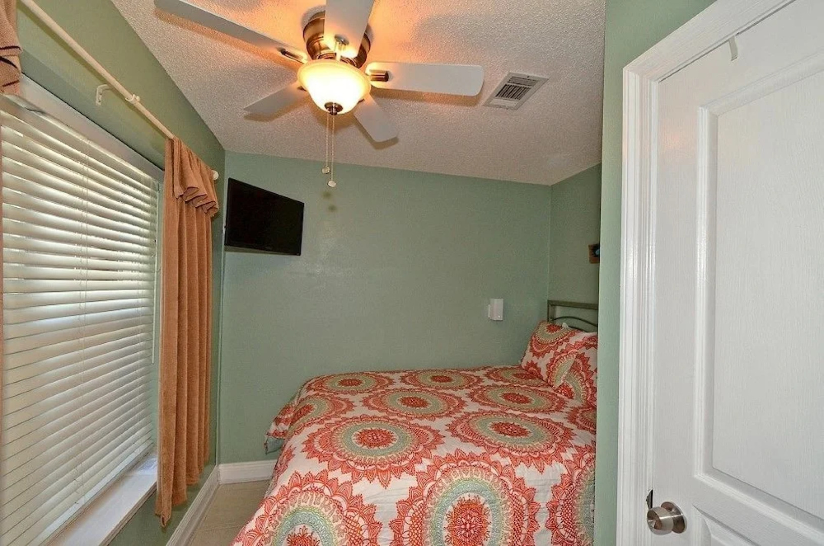 Emerald Dunes by Saltwater Vacations