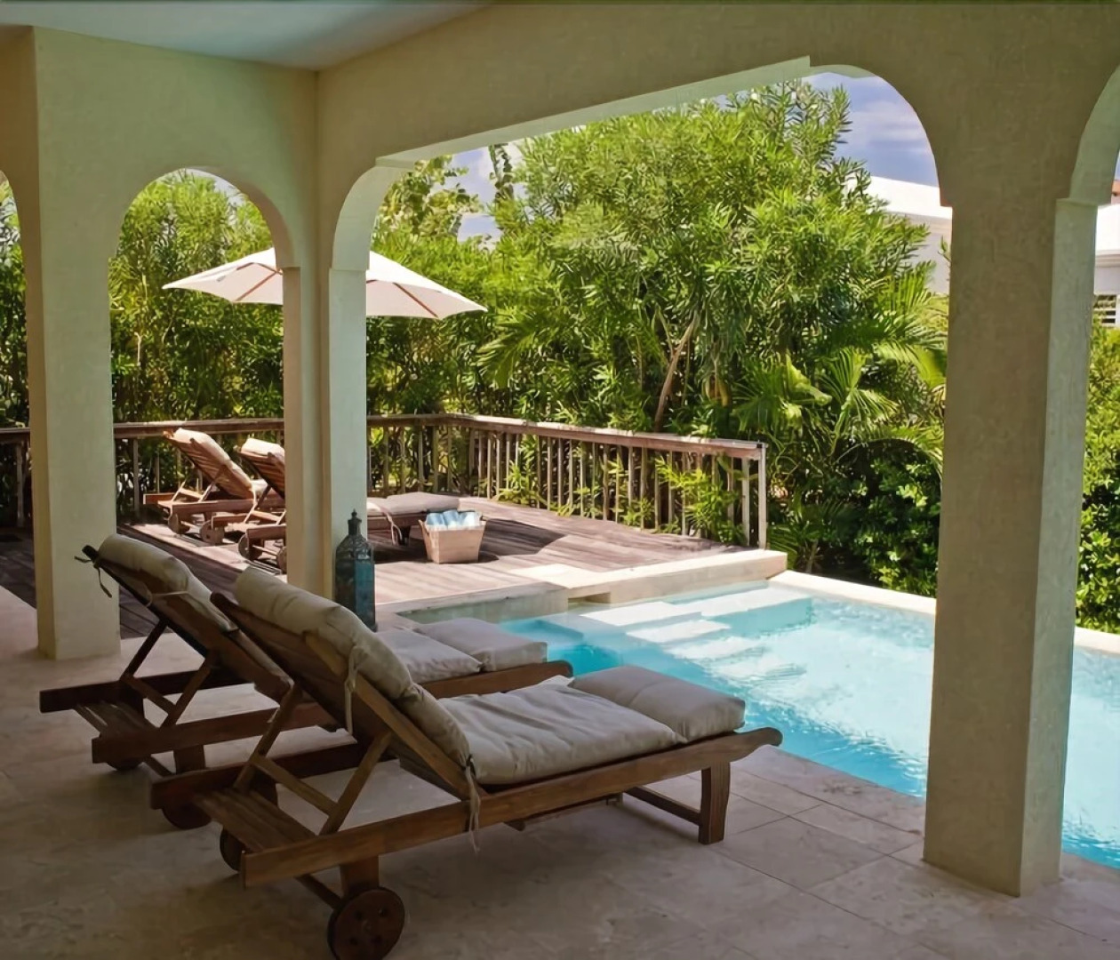 Meads Bay Beach Villas