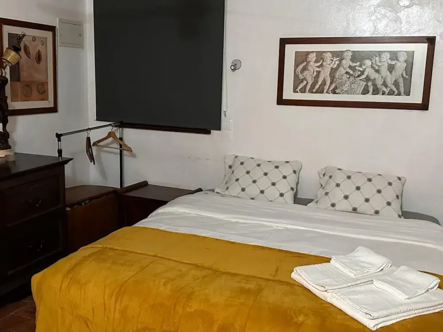 Porches Private Pool Villa 17 Guests