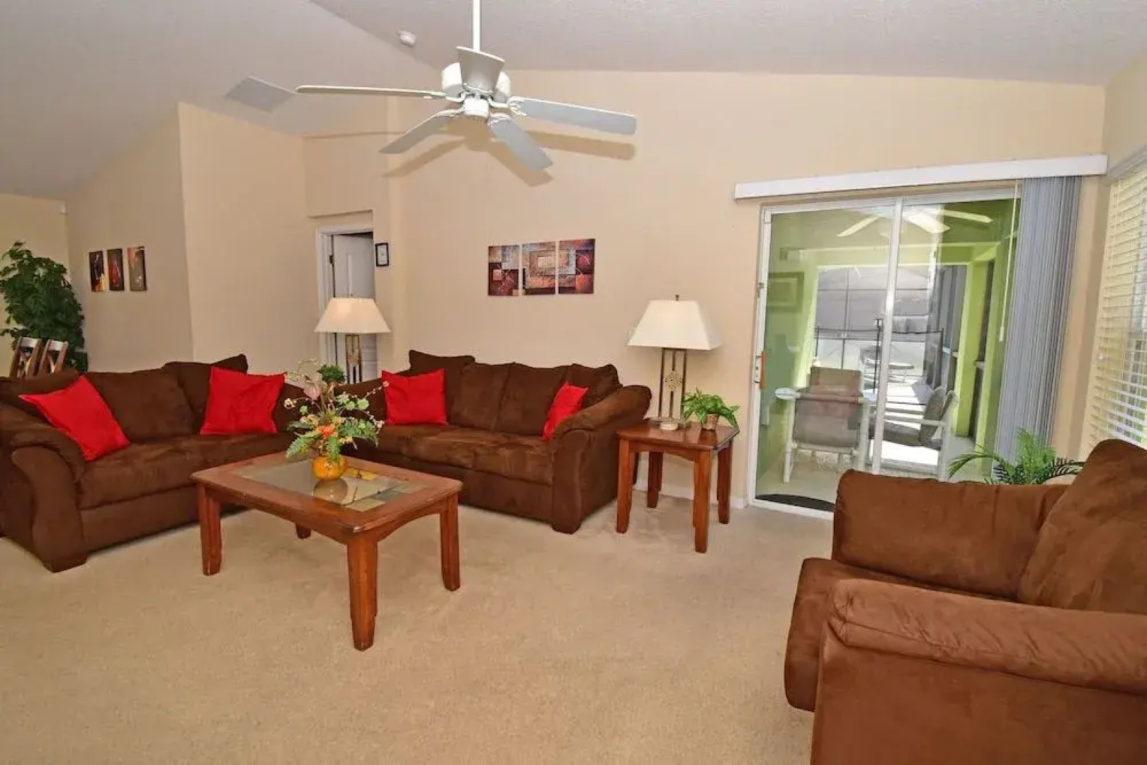 320EP Sandy Shores 3 Br villa by RedAwning