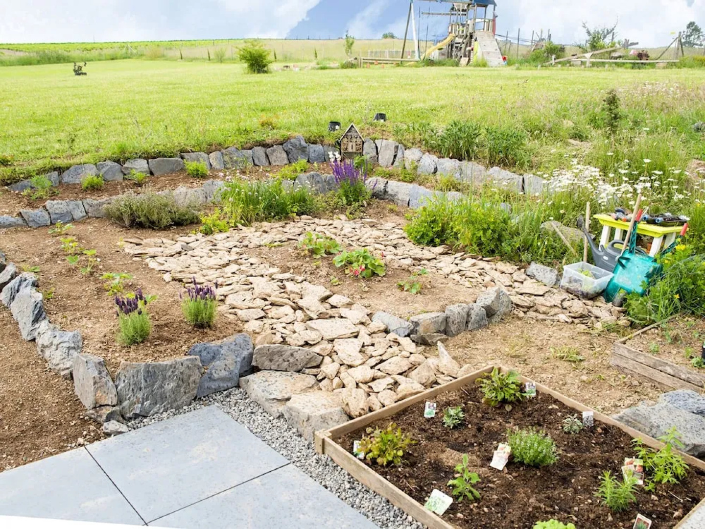 Plush Villa in Léglise near Forest