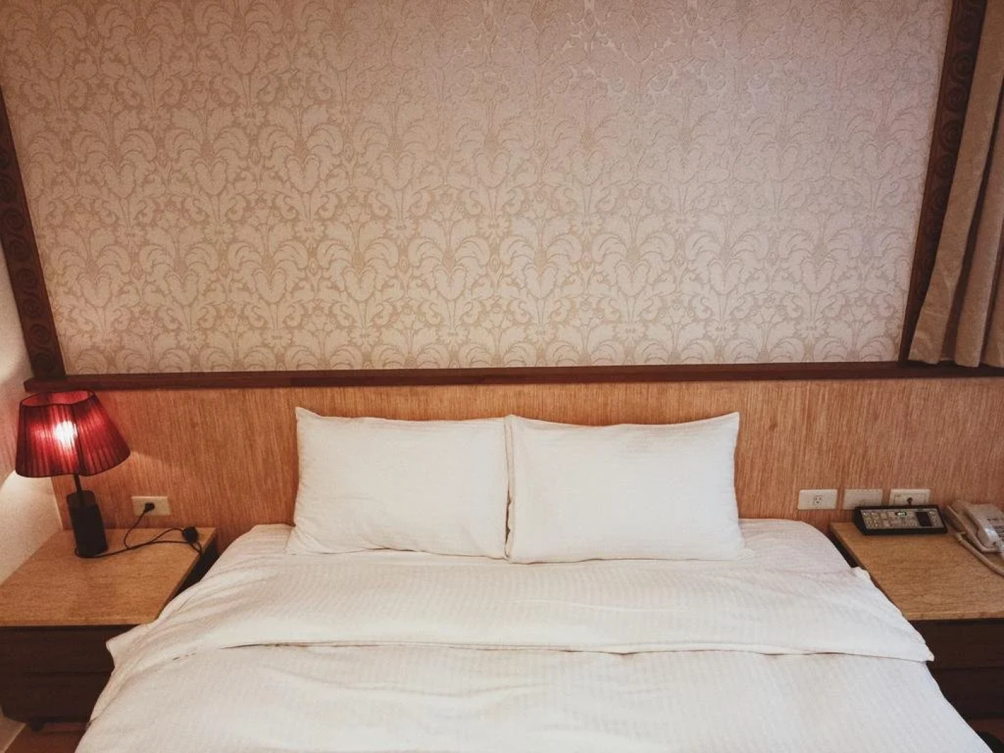 Jade Spring Hot Spring Hotel