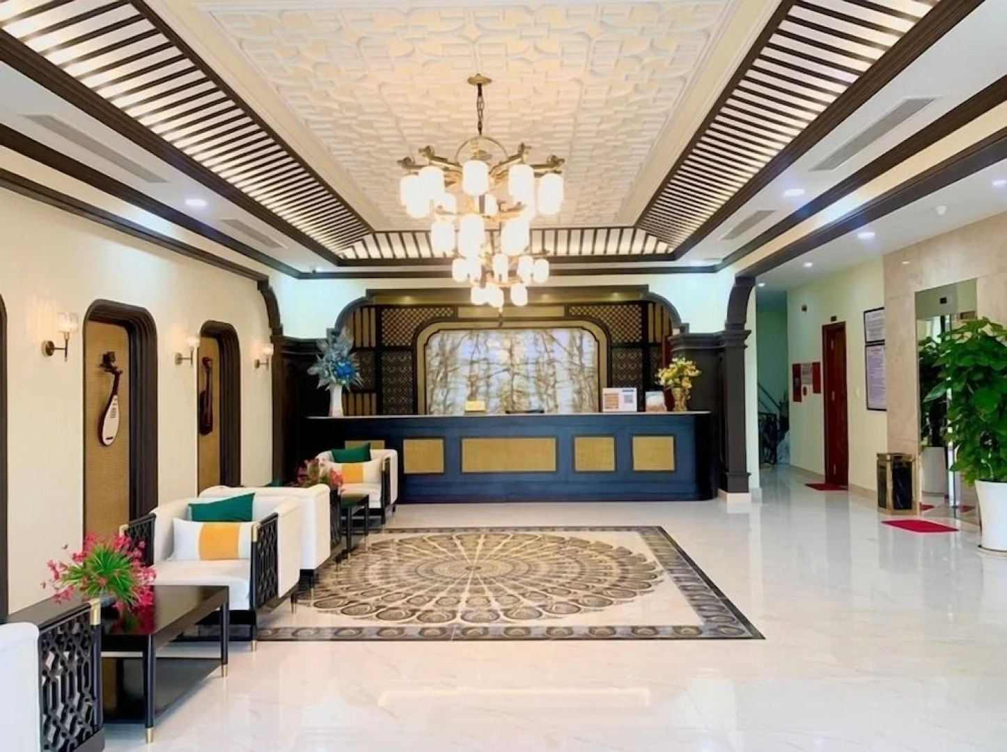 Saocharm Sài Gòn Hotel