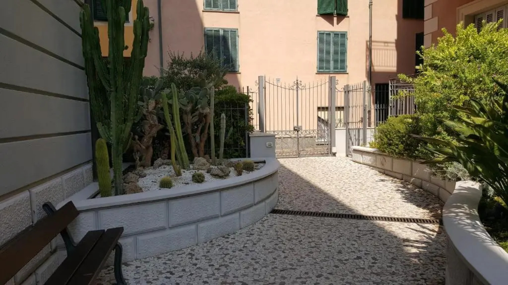 The Great Beauty Apartment