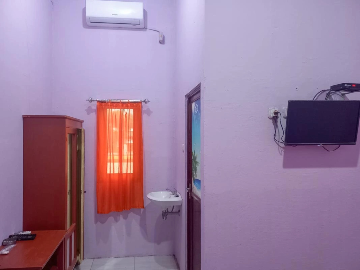 Jessy Homestay Lolak