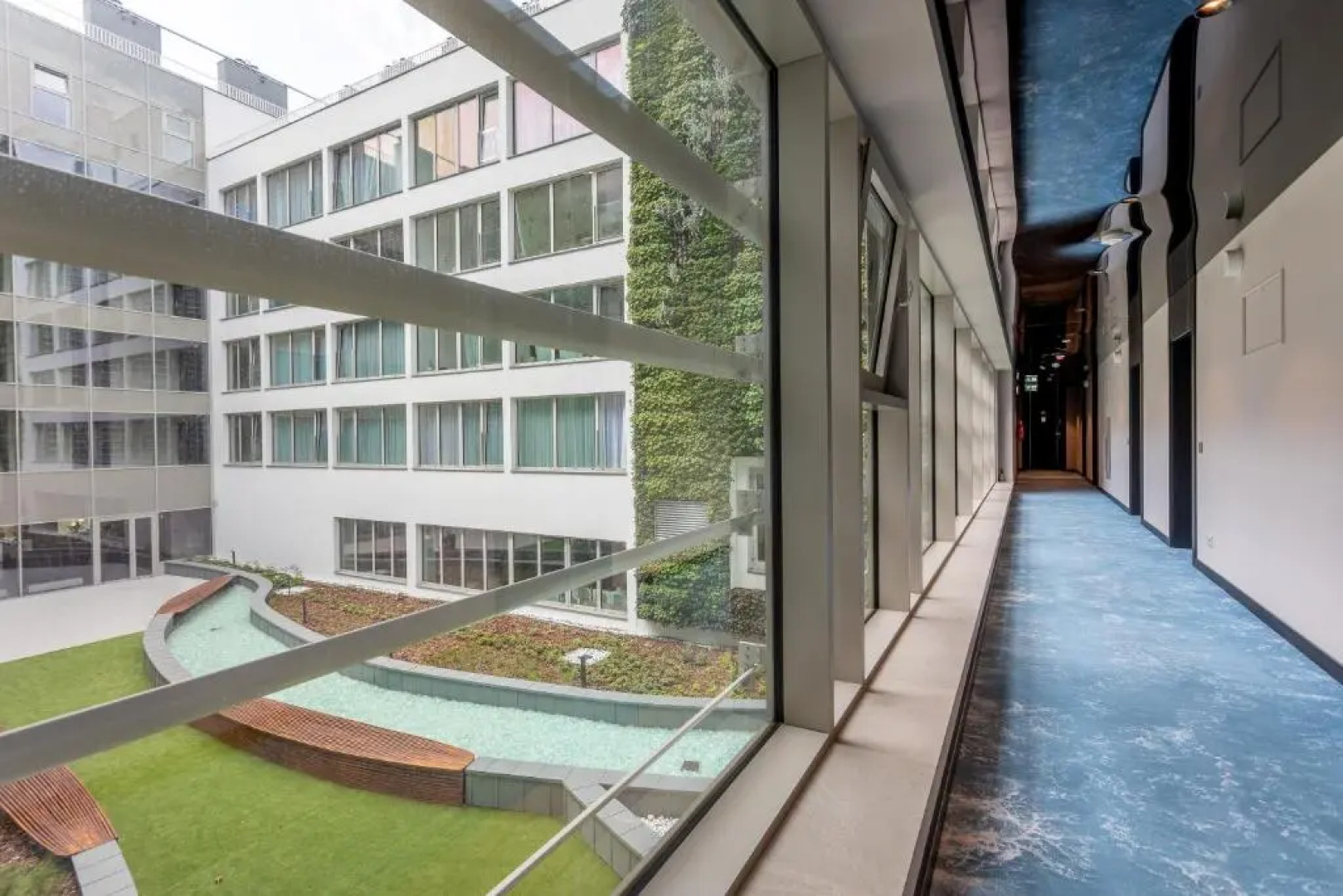 Apartpark - Ambria Apartments