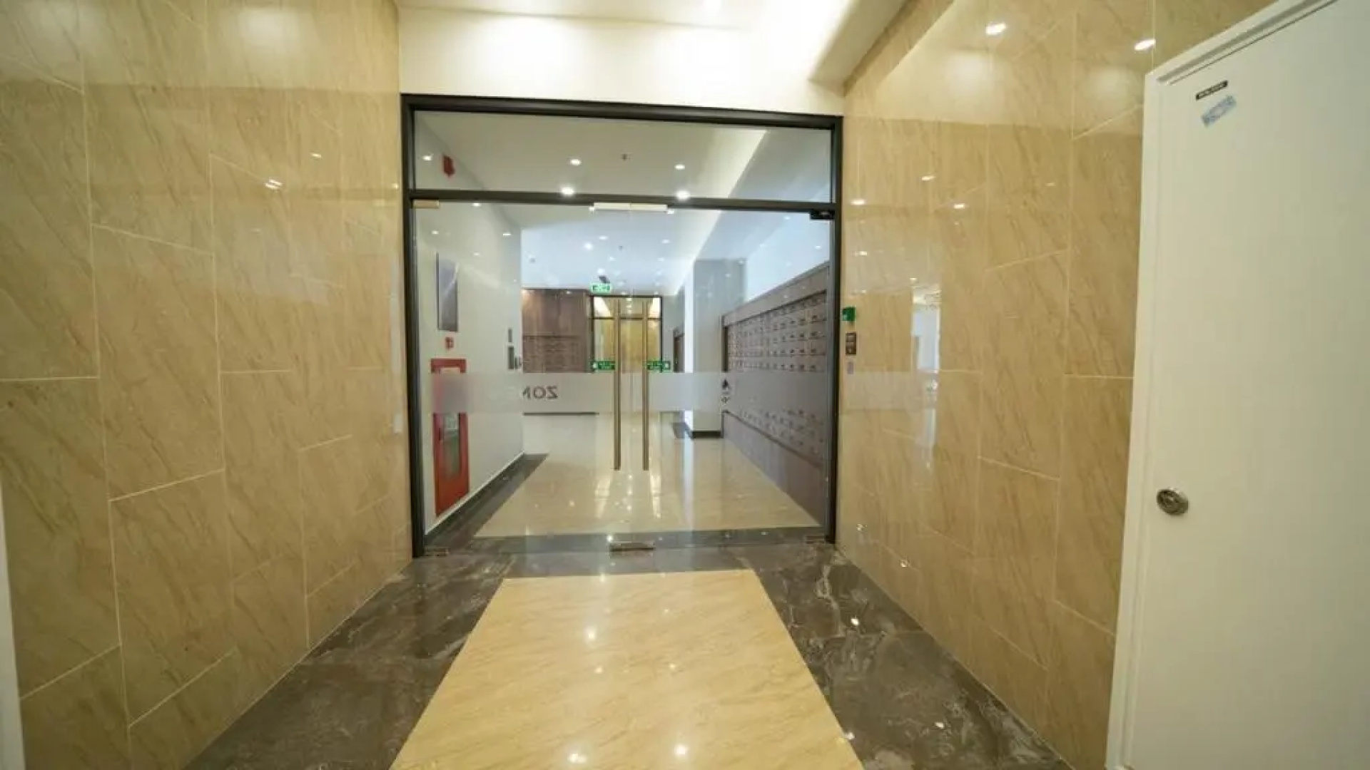 BOM HOMES- VINHOMES METROPOLIS-Service Apartment