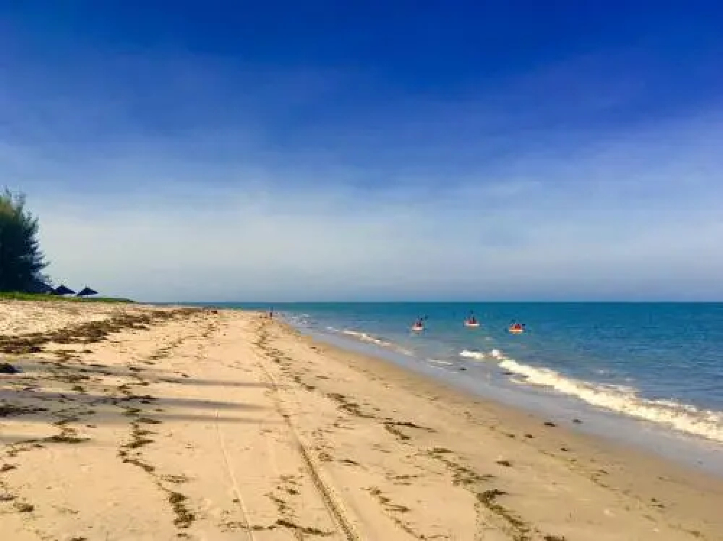 Emayani Beach Lodge