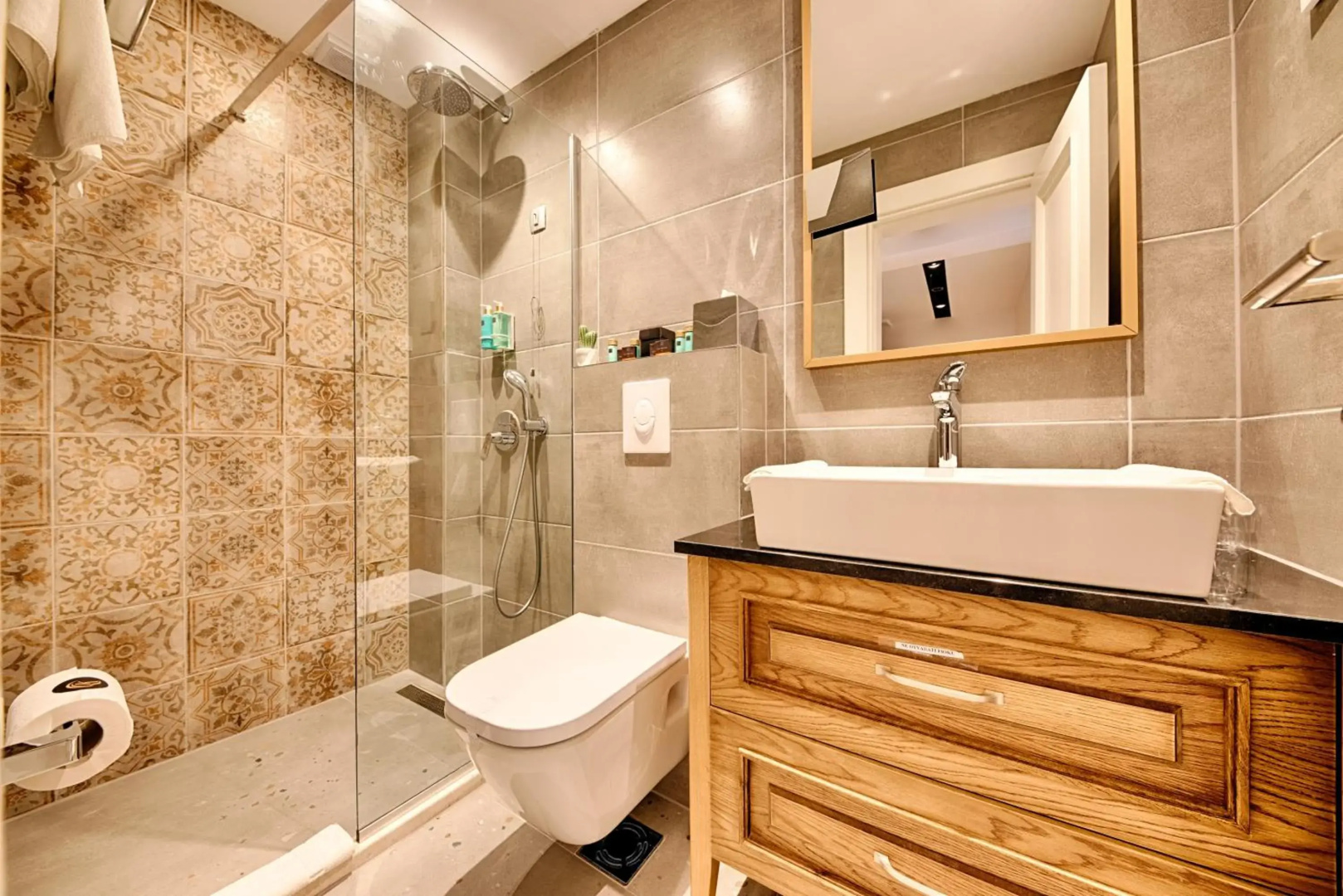 Kalamper Hotel & Spa