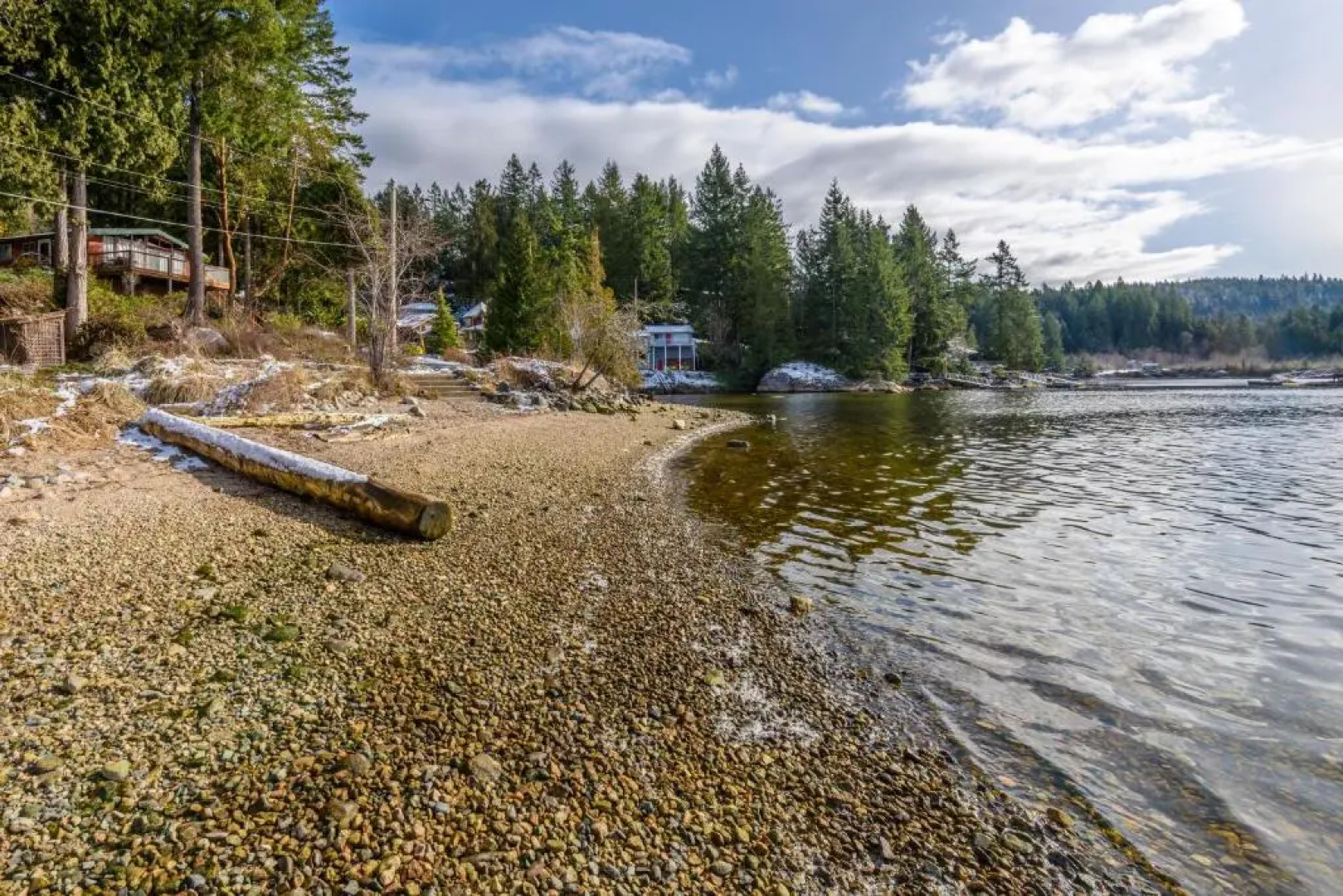 Cedar Creek Cottage 4BR - Welcome to Your Private Oasis Steps from the Beach