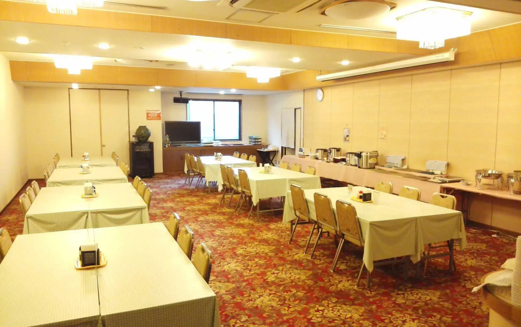 Hotel Miyako Hills Stationten