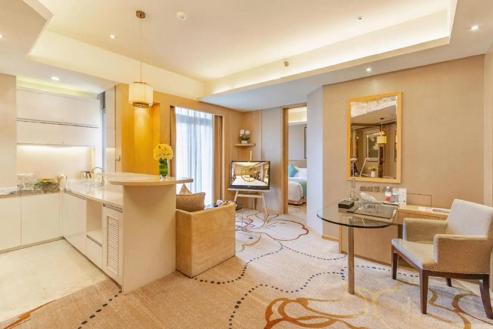 Royal Suites & Tower