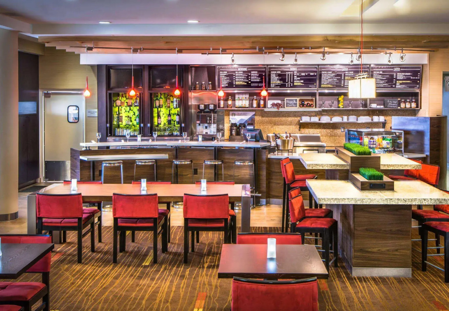 Courtyard by Marriott Charleston Downtown/Civic Center