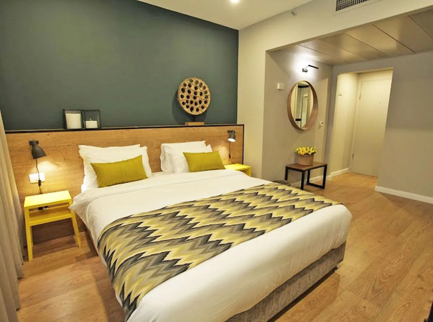 The White House Hotel at Dizengoff Square