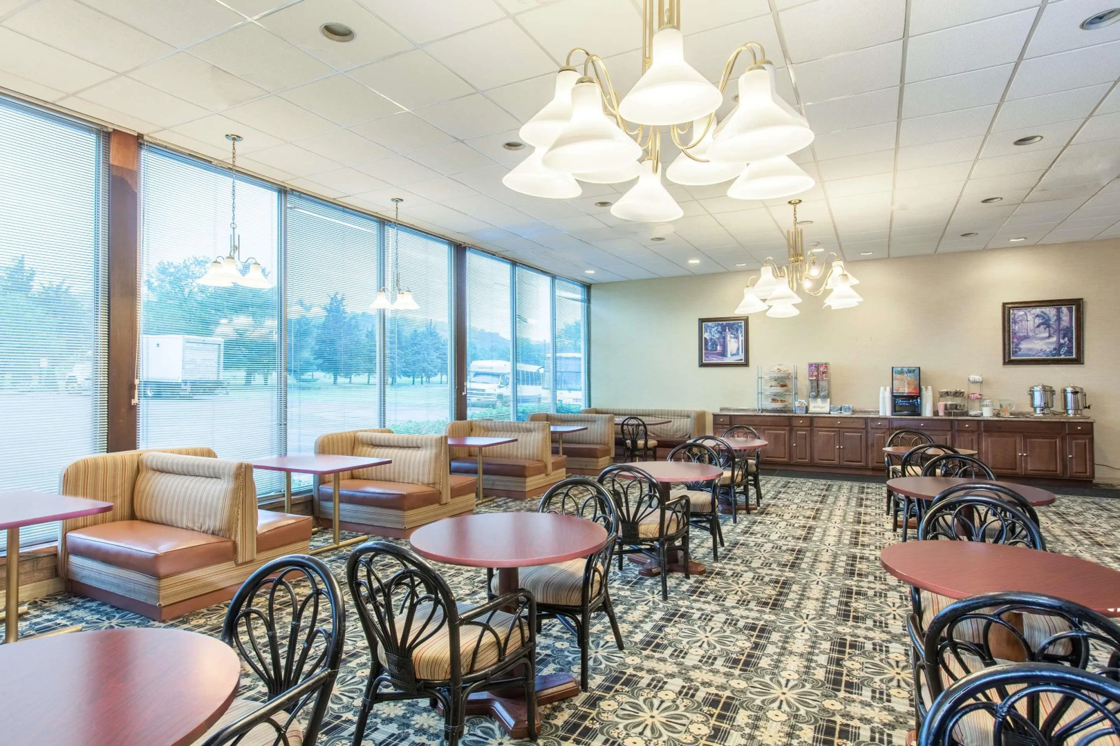 Days Inn Conference Center - Bridgewater