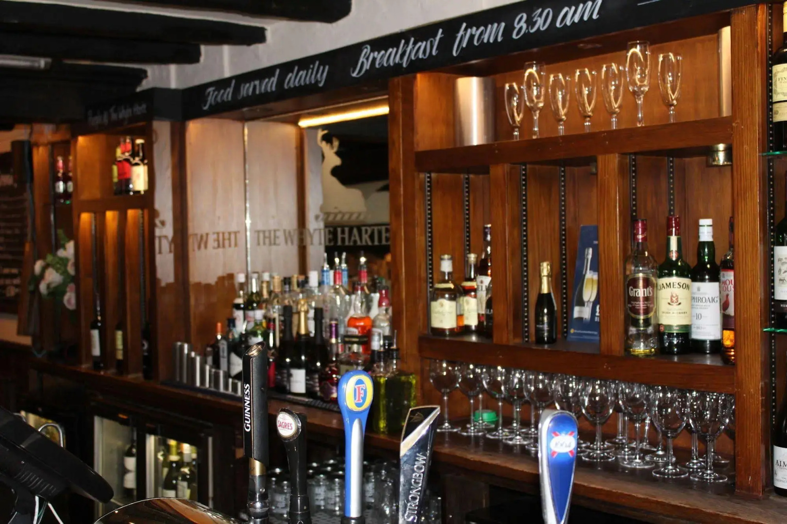 The Whyte Harte Hotel - Inn