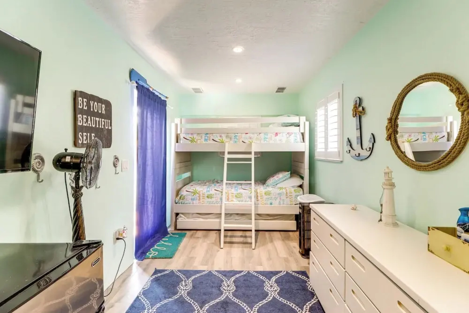 1 Mi to Dtwn: Oceanfront Gem w/ Resort Amenities!