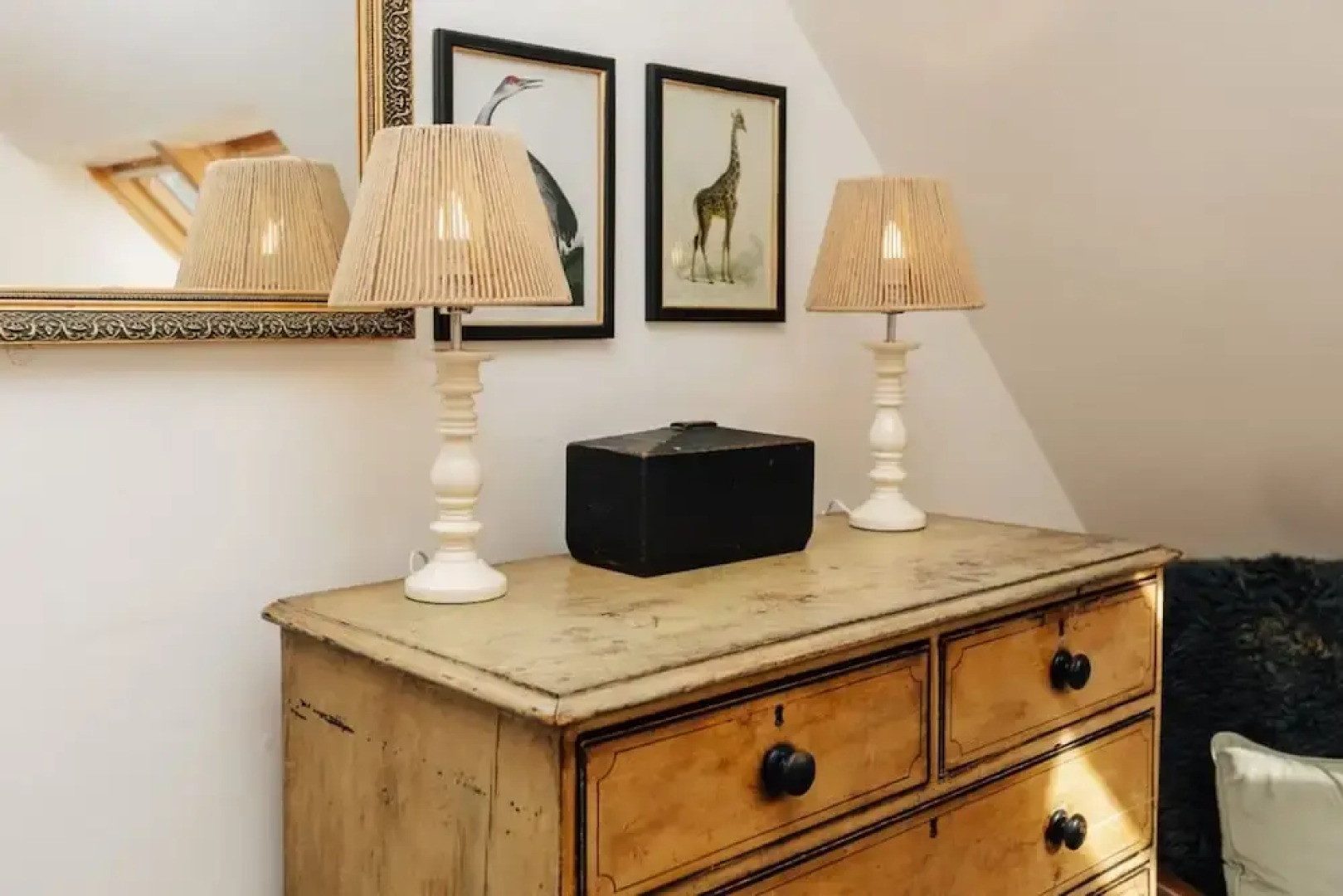 Vintage Chic Coach House