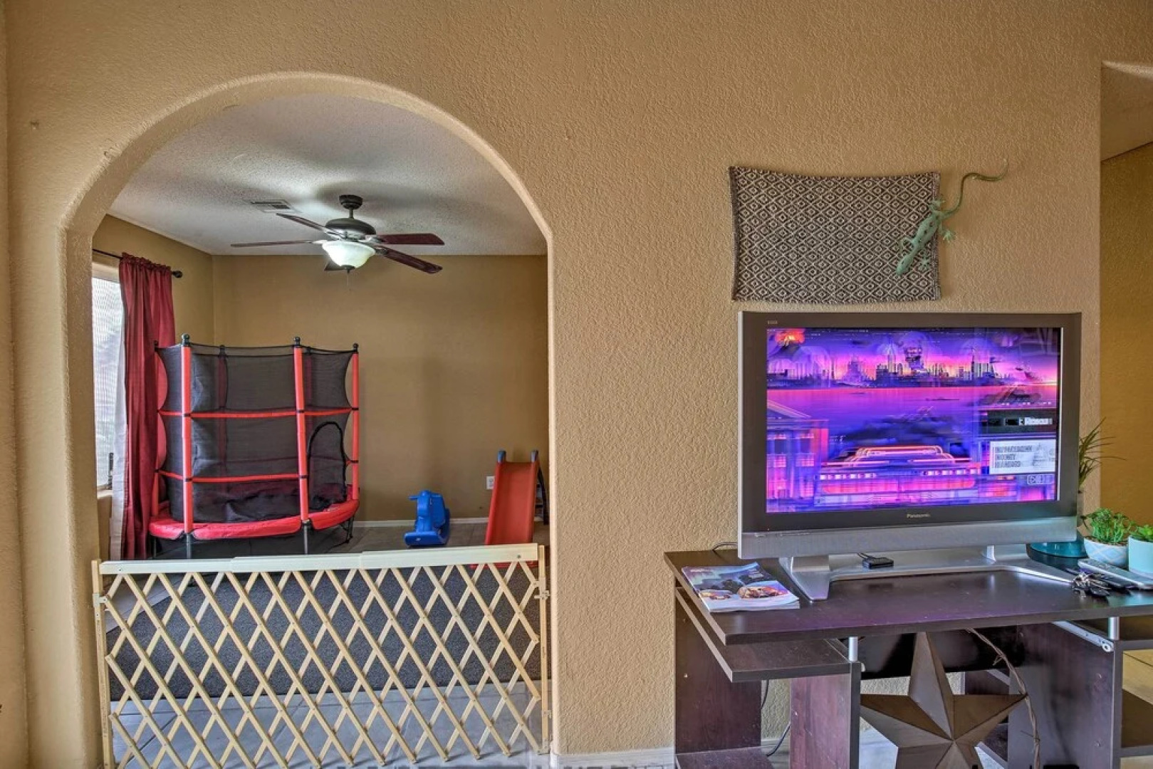 Yuma Retreat w/ Fire Pit in a Golf Course Mecca!