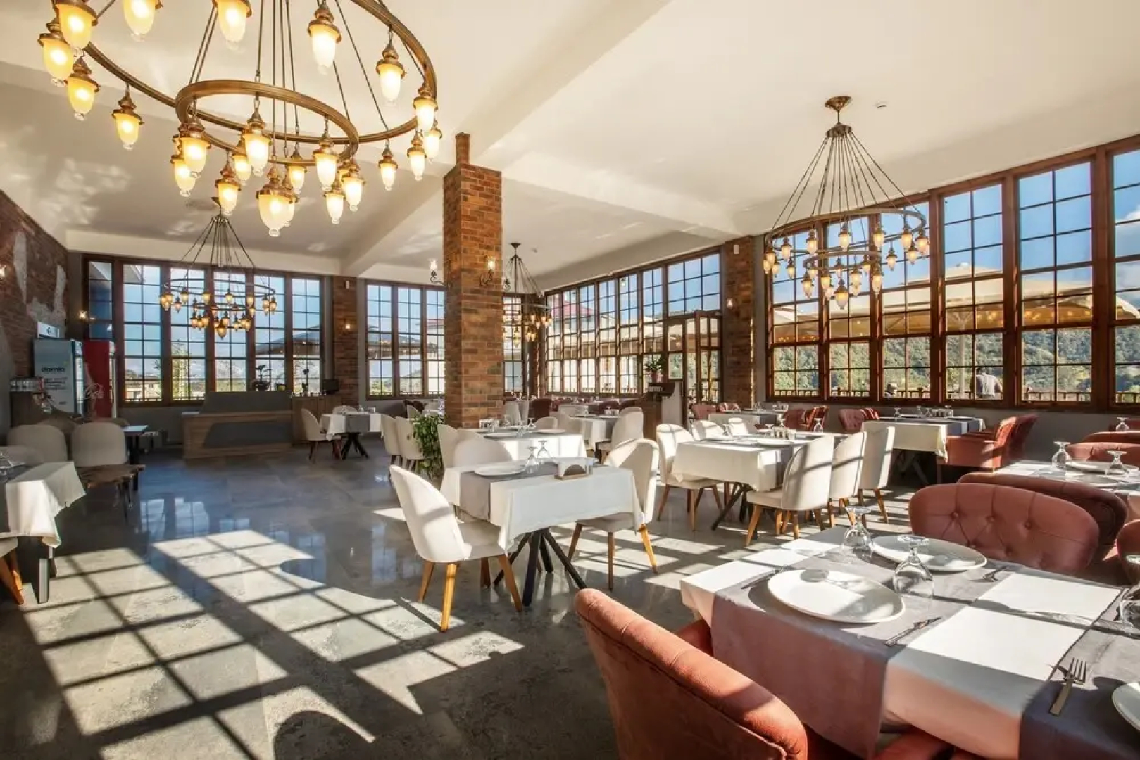 Zanike Hotel