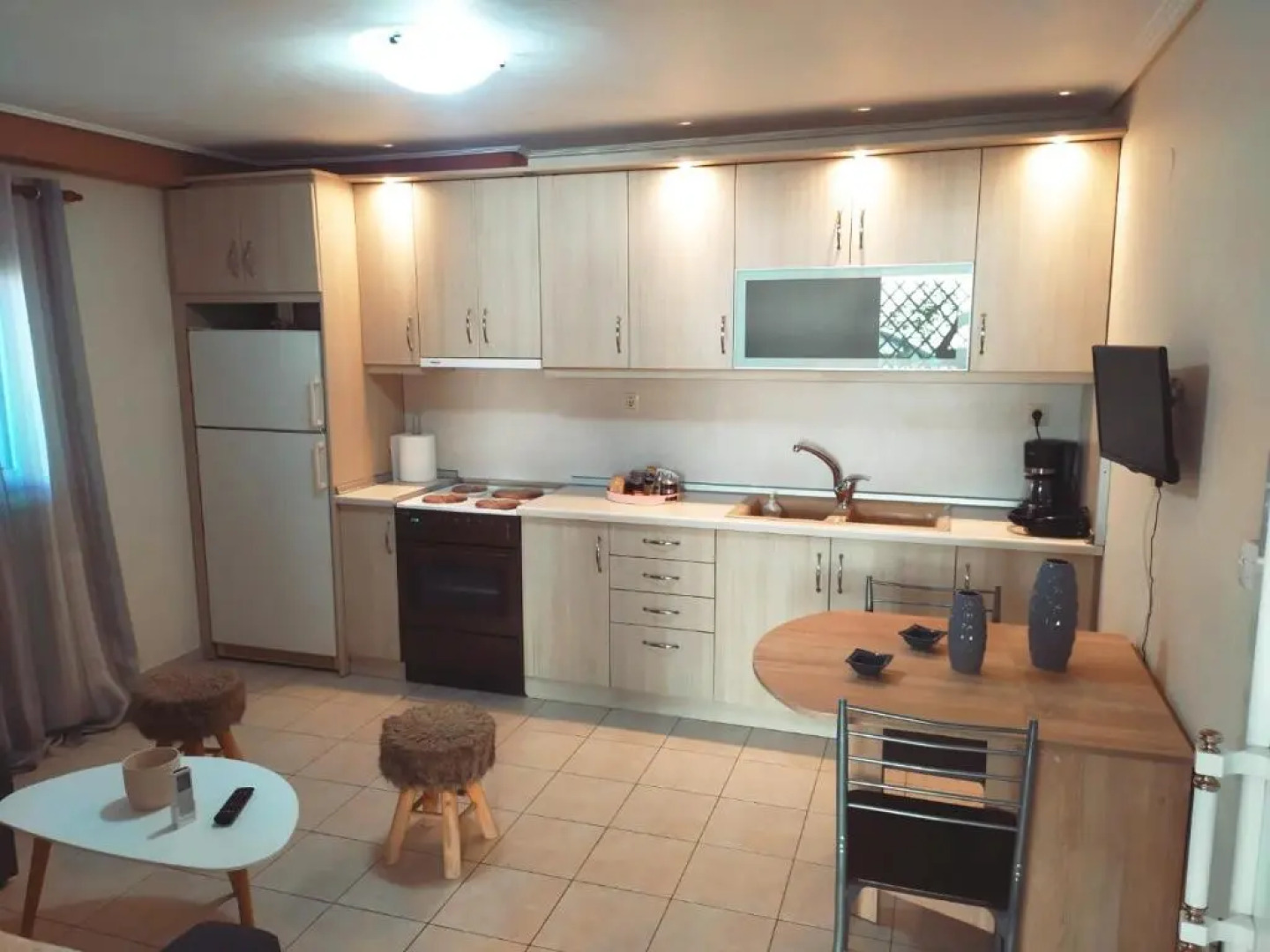 Apartment near the sea, Volos