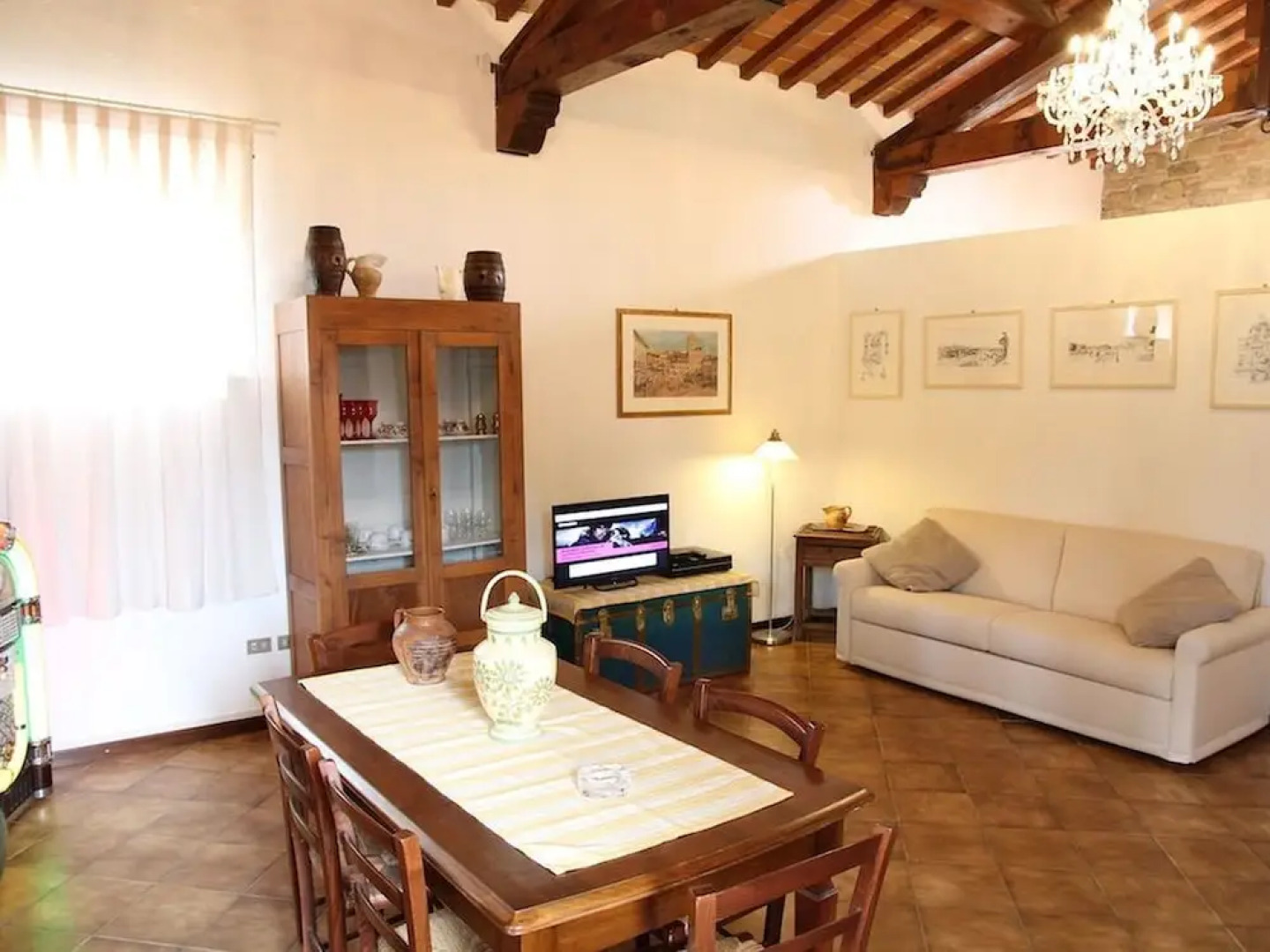 Spacious Cottage With Pool in Arezzo Italy