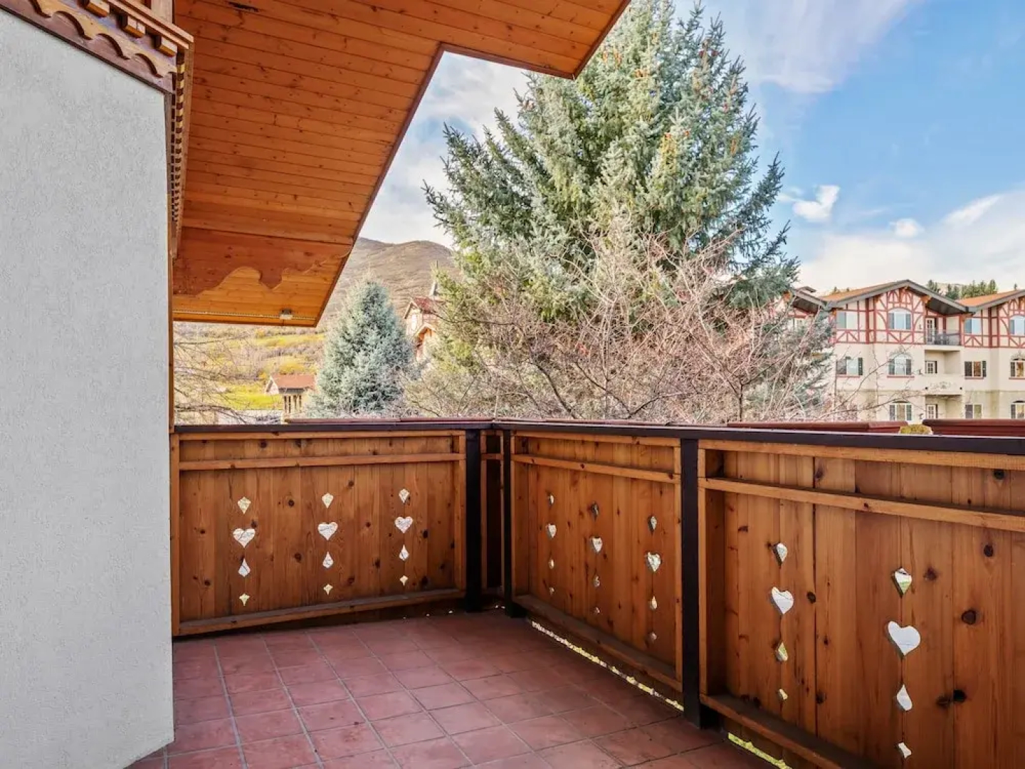 Adventure Hub~backcountry Skisnowmobilescuba Diving 734 3 Bedroom Townhouse