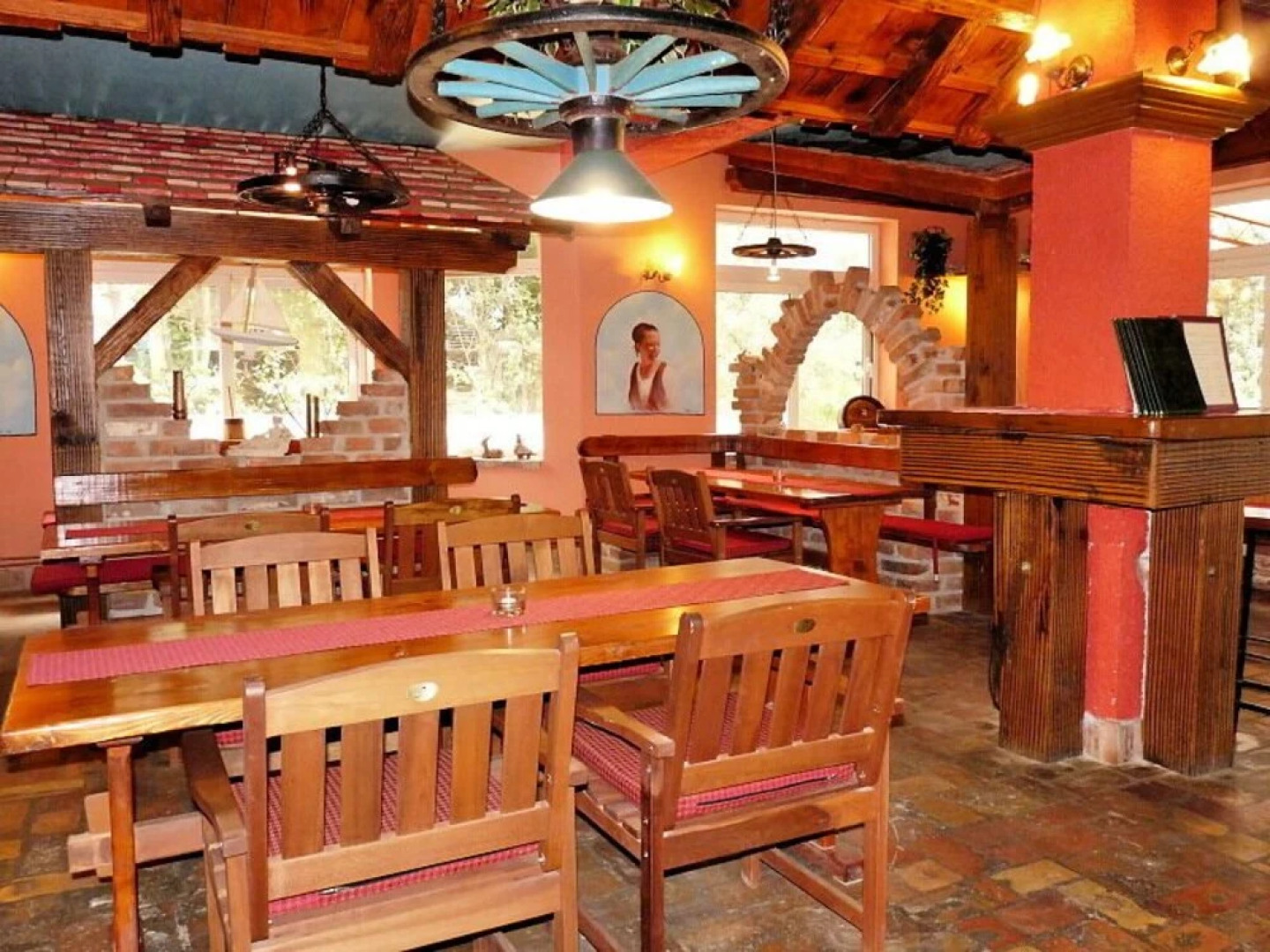 Hotel Hilde Yellow House