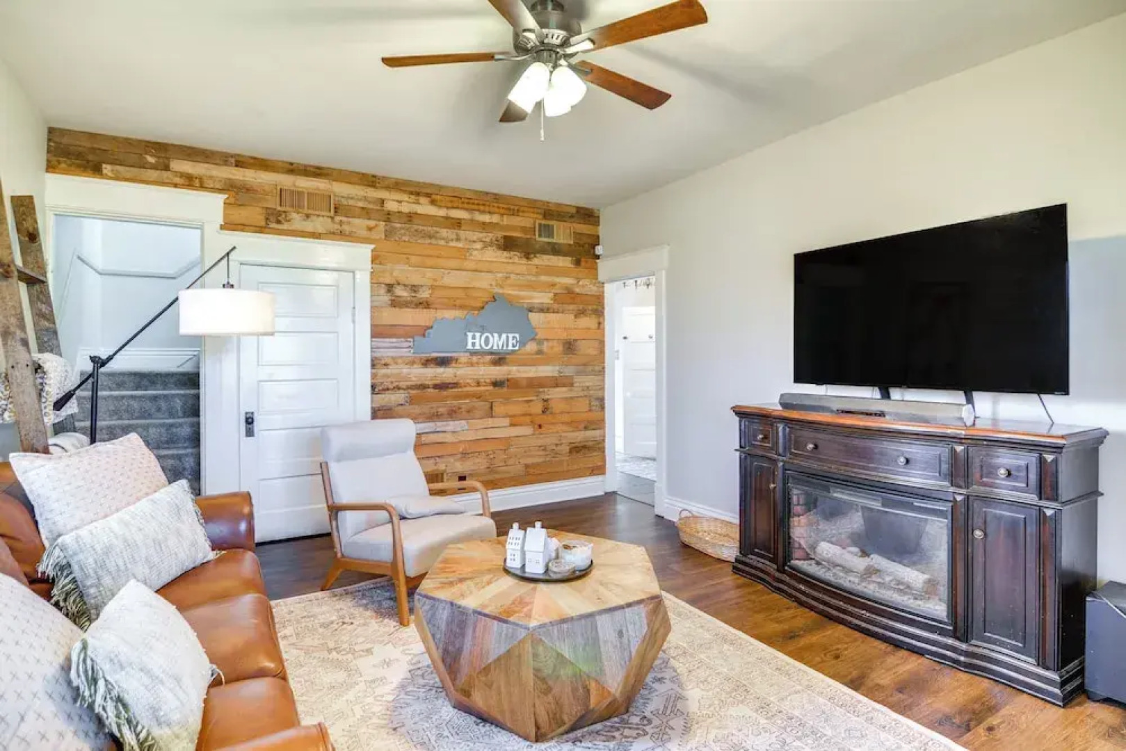 15 Mi to Dtwn Lexington: Serene Wilmore Home!