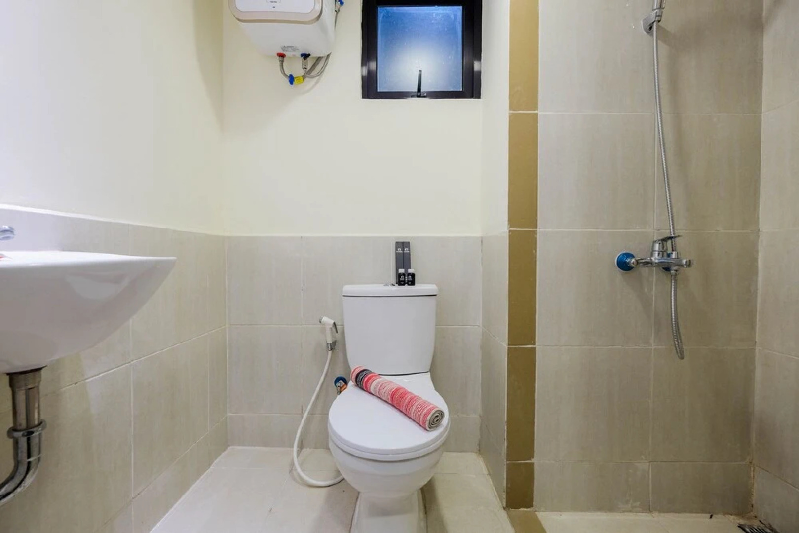 Brand New 2BR Meikarta Apartment