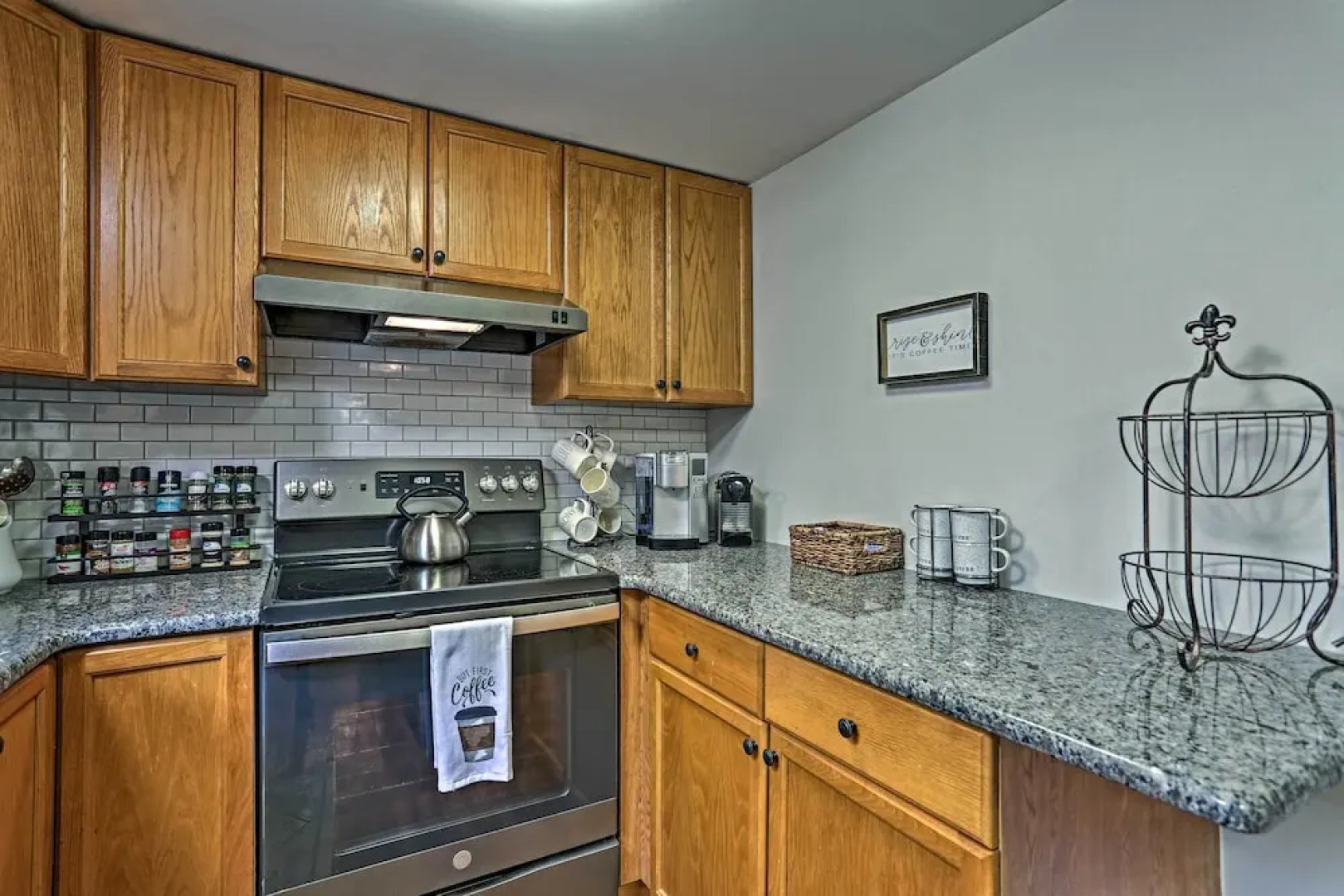 Pocono Lake House Near Skiing & Kalahari Resort!