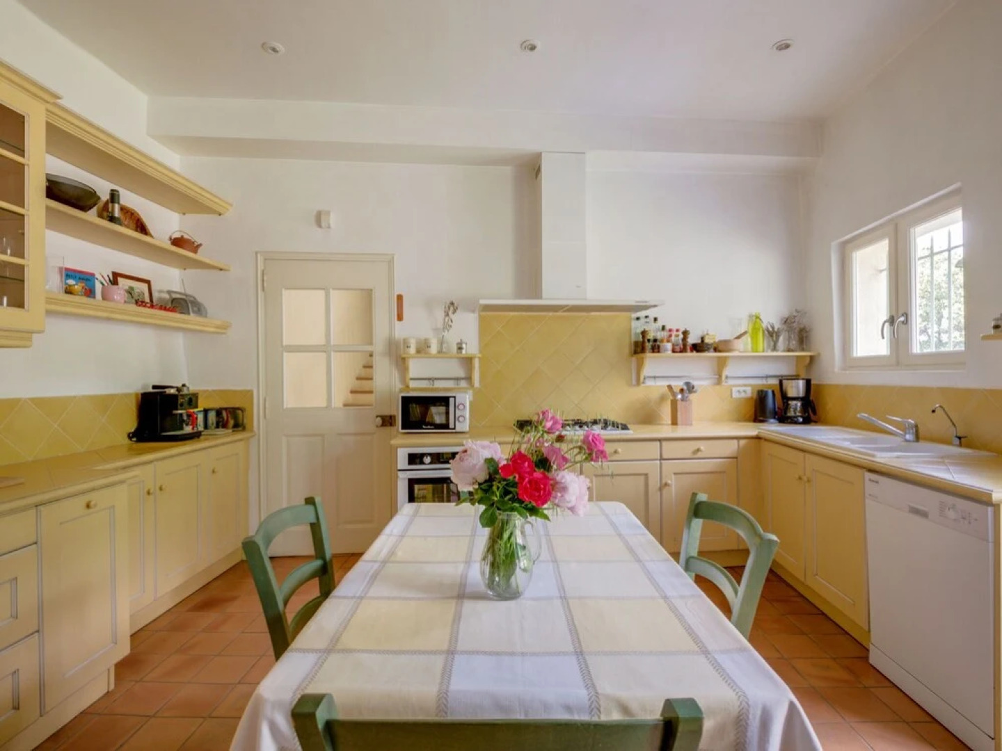 Secluded Holiday Home in Rustrel With Swimming Pool