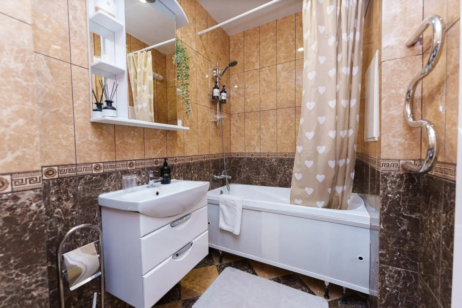 KluchnikOFF (КлючникОФФ) на проспекте Карла Маркса