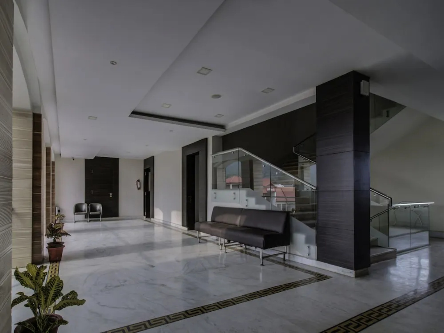 OYO 3575 The Wave International