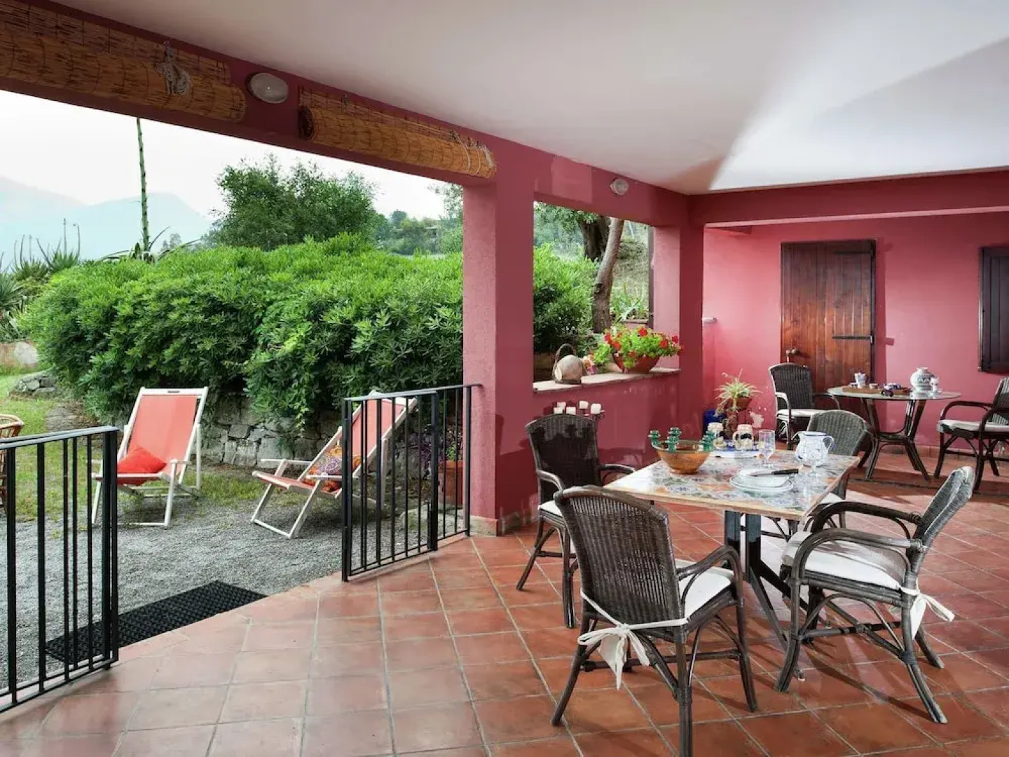 Beautiful Holiday Home Near Collesano With Swimming Pool