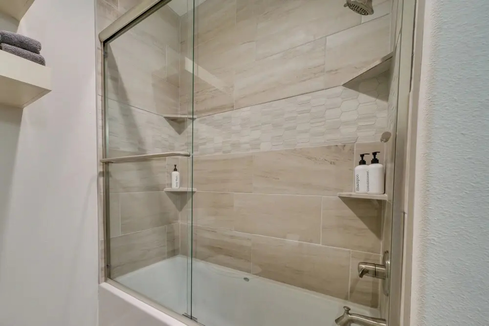 Upscale Texarkana Townhome, Walk to Downtown!