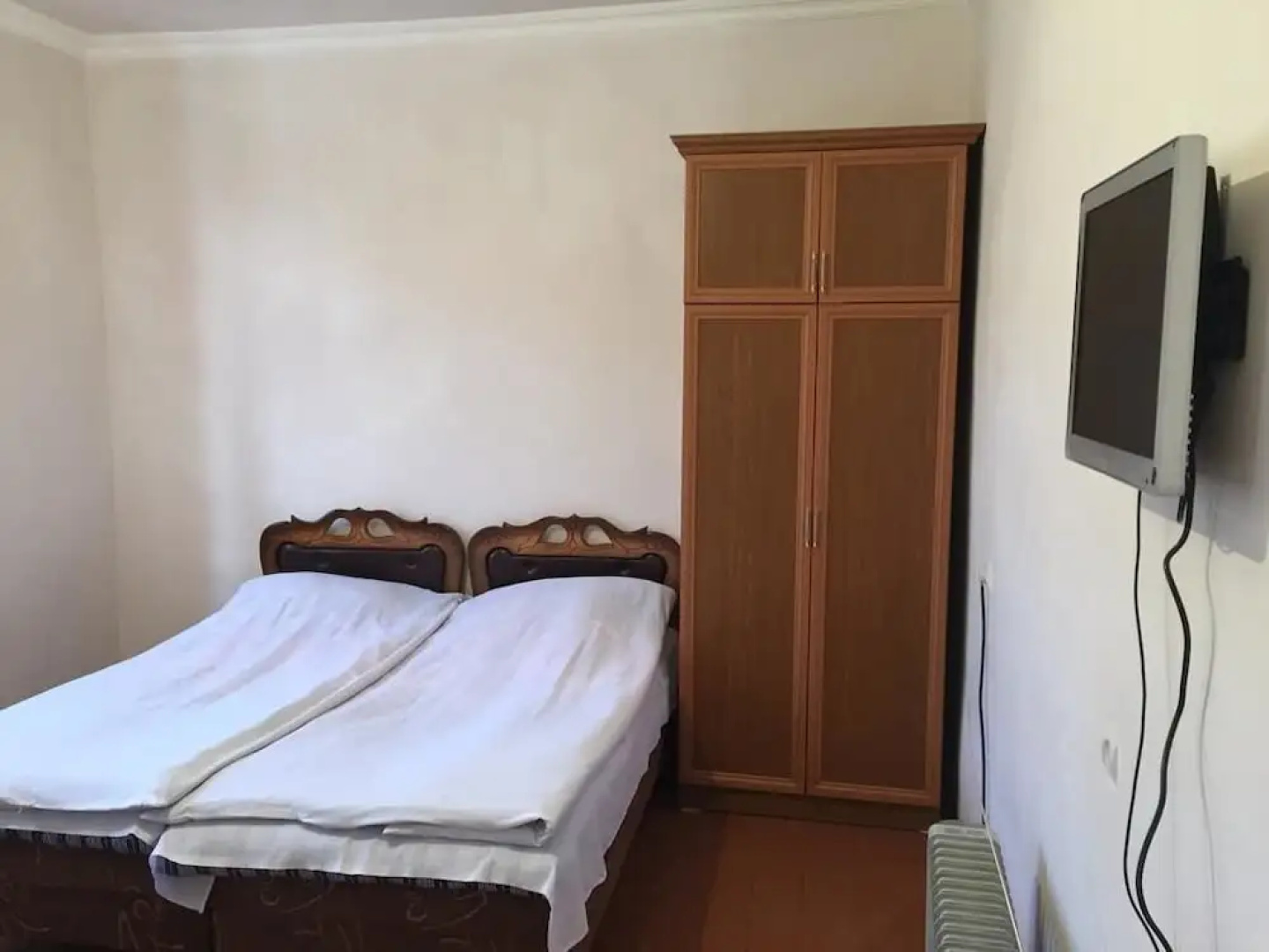Отель Meghri Inn