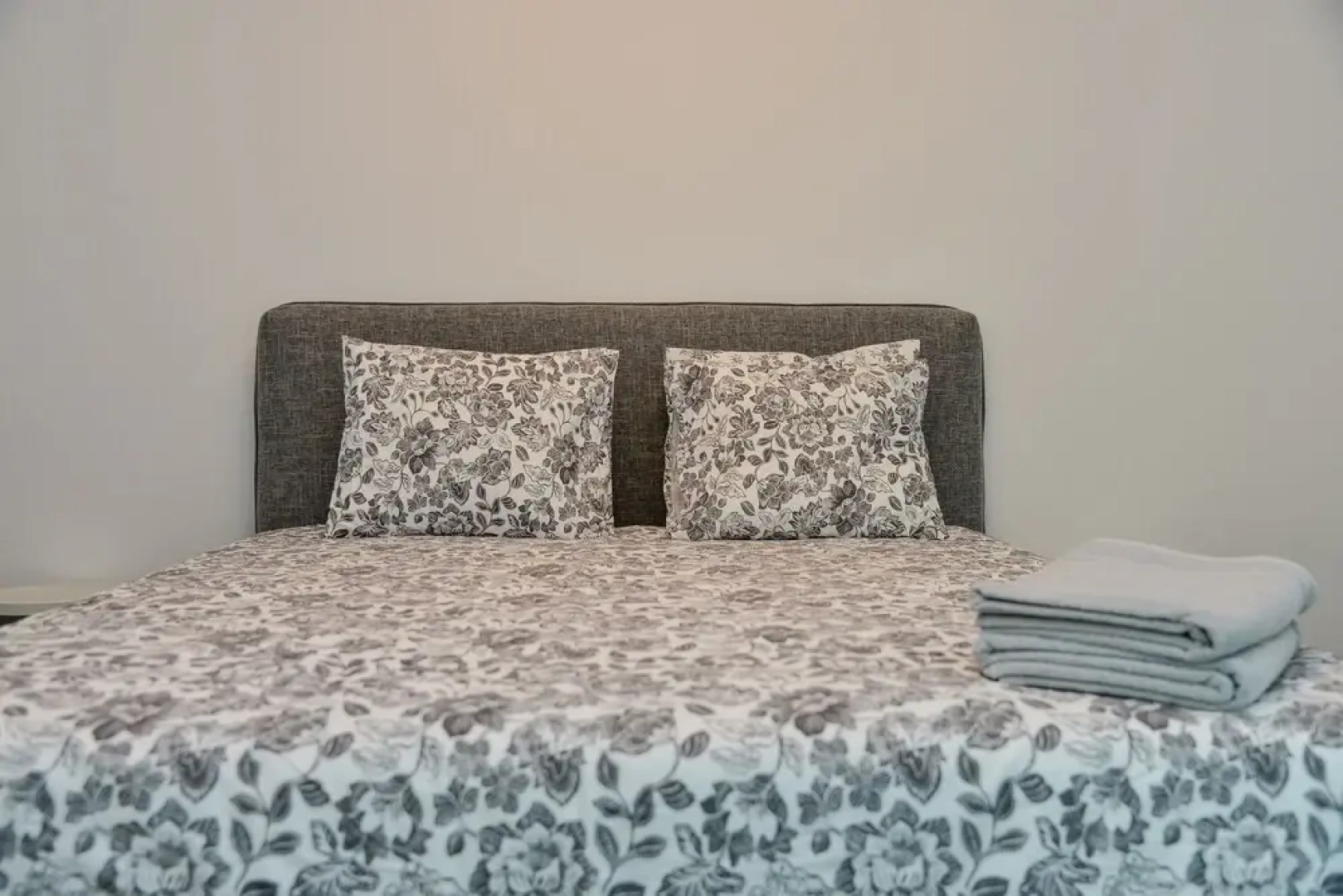 Stunning Lake View Apartment by Feel Ticino Feel Home